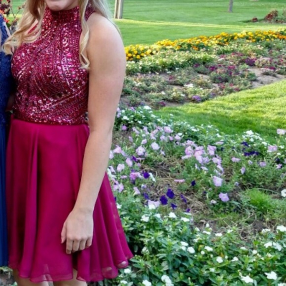 Peach’s Boutique Homecoming/Prom Dress - Picture 1 of 3